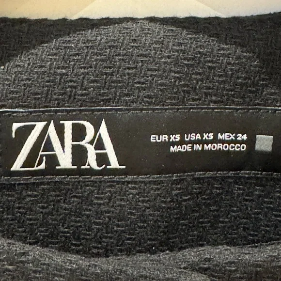 Zara Women's Black Cropped Jacket | sz XS - Picture 2 of 8